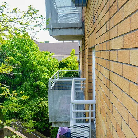 Comfortable 2-bedroom Near Airport