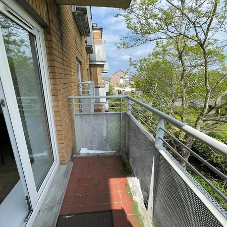 Apartment Comfortable 2-bedroom Near Airport *