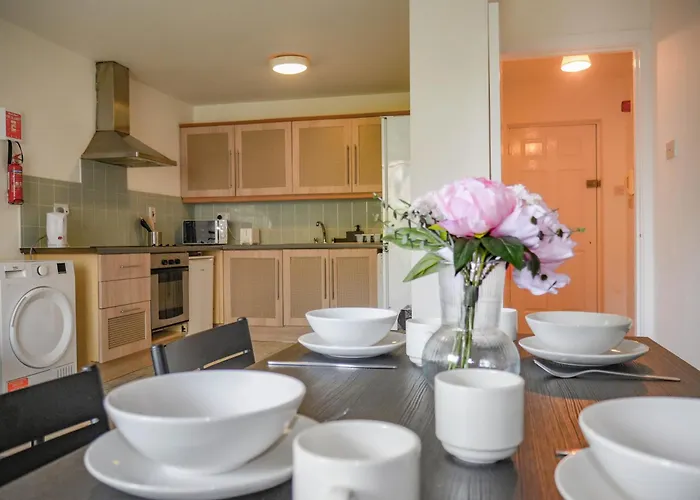 Apartman Comfortable 2-bedroom Near Airport