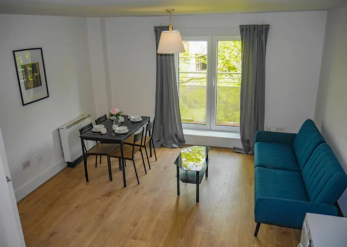 Apartman Comfortable 2-bedroom Near Airport