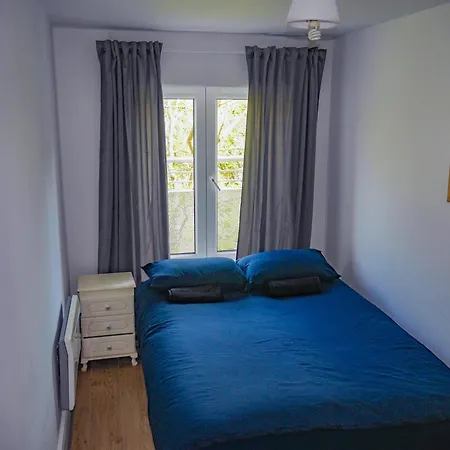 Comfortable 2-bedroom Near Airport Lejlighed