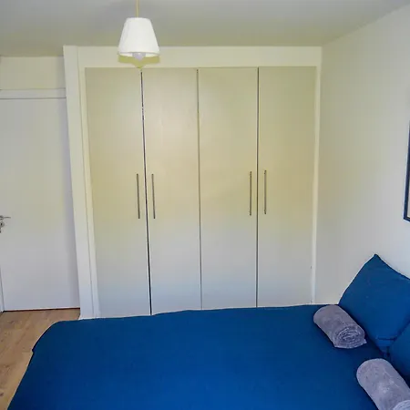 アパート Comfortable 2-bedroom Near Airport ダブリン